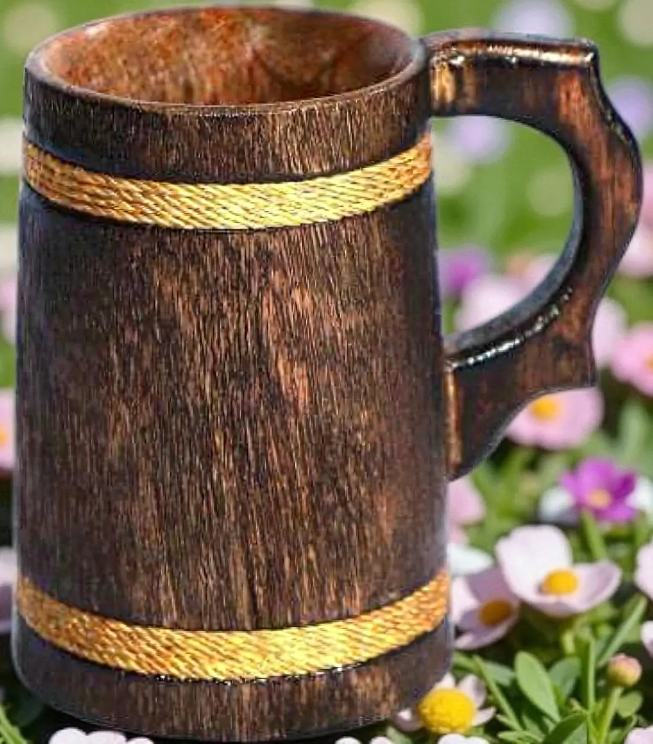 Wooden Beer Mug Handcrafted Rustic Wood Tankard Brown Drink Mug for Beer Coffee Tea Use Durable Wood Mug Traditional Style Cup for Home Bar Kitchen Daily Use Serving Mug